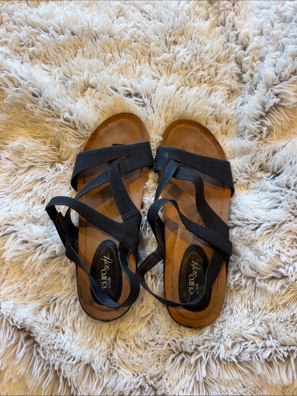 EuroSoft Black Strappy Women's Sandals with Elastic Cross-Straps